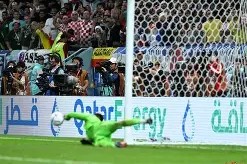 包含法国杯加时末段走向成谜，广厦男篮再遭质疑，媒体盛赞，细节决定成败的词条