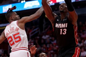 赛后迈阿密热火备战NBA常规赛，手感冰凉细节曝光，话题不断，更衣室氛围转暖的简单介绍